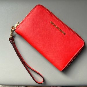 Michael Kors Long Zippy Wallet with wristlet